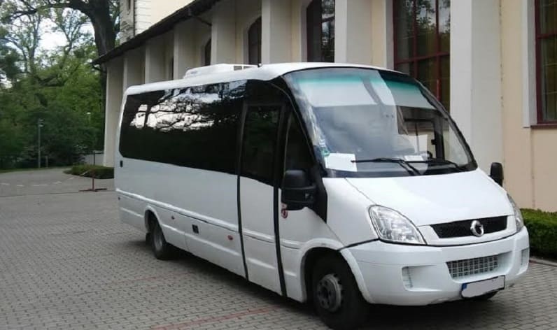 Vardar: Bus order in Kavadarci in Kavadarci and Macedonia